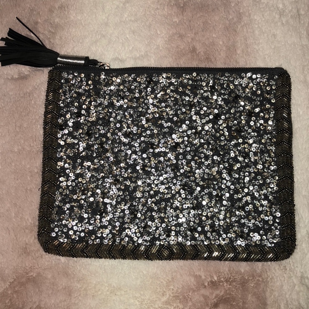 Beaded makeup bag or purse